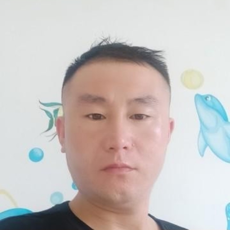 周广瑞的第一张照片--潍坊相亲服务中心