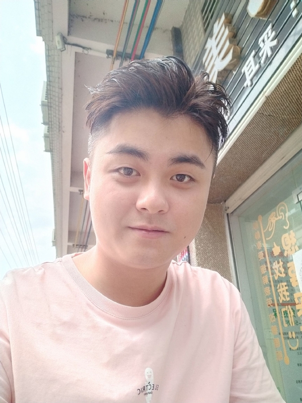 李健诚的第一张照片--潍坊相亲服务中心