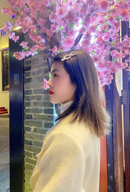 大眼妹的第一张照片--潍坊相亲服务中心