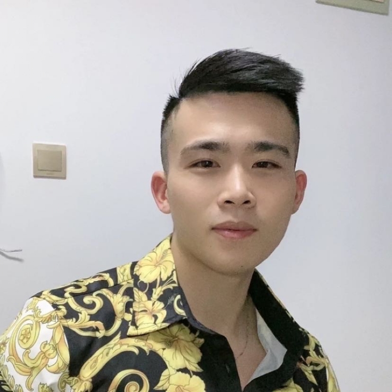 迷彩冲锋衣的第一张照片--潍坊相亲服务中心