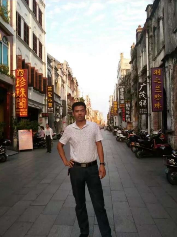 爱生活爱健康的第一张照片--潍坊相亲服务中心