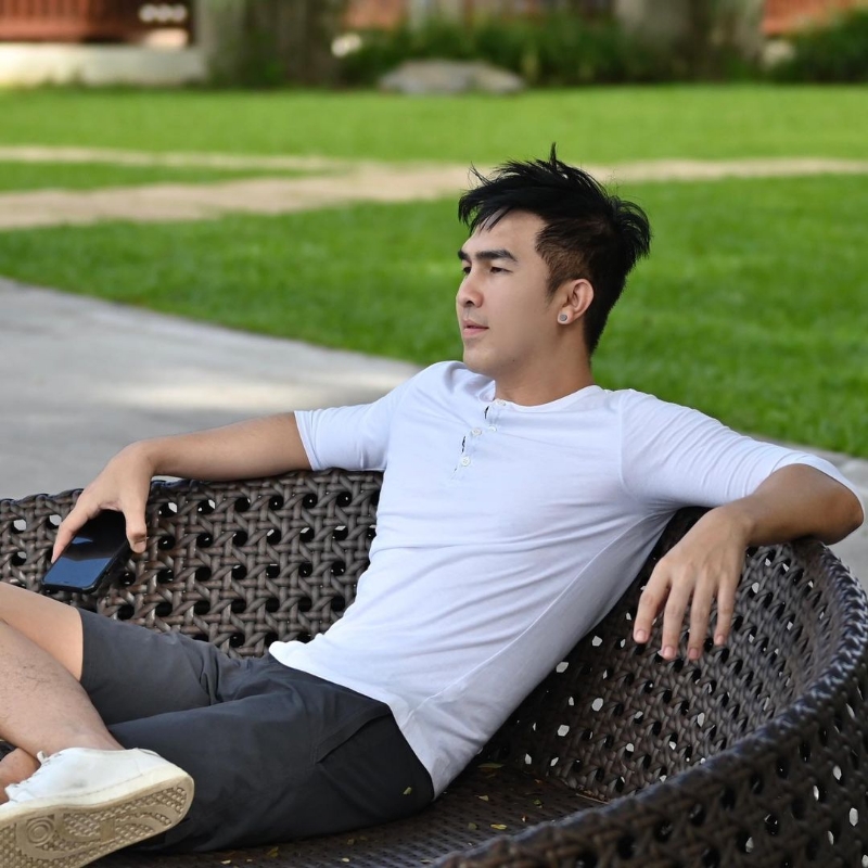 老曾的第一张照片--潍坊相亲服务中心