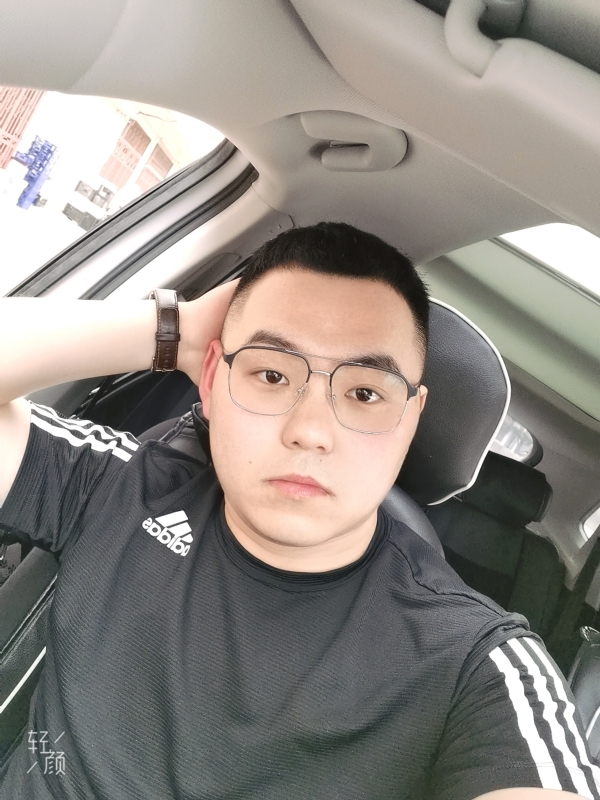 海阔天空的第一张照片--潍坊相亲服务中心