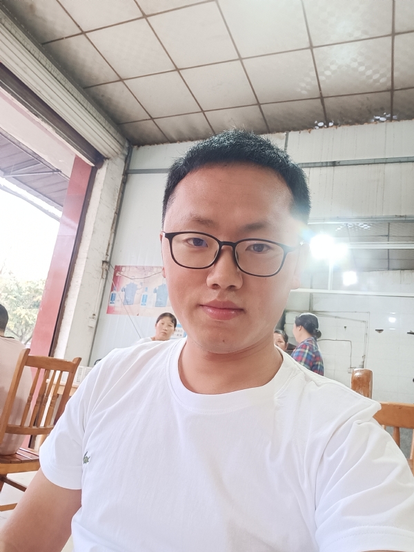 简单快了的第一张照片--潍坊相亲服务中心