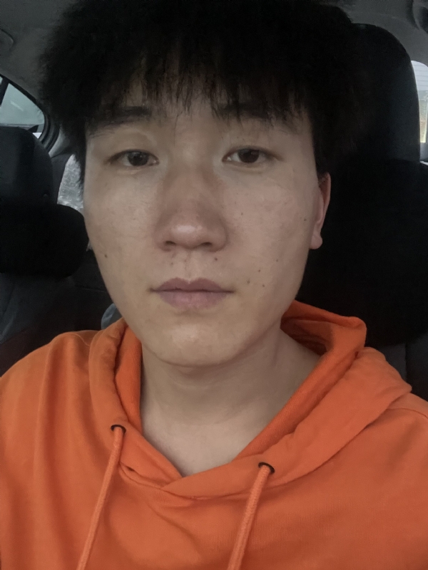 李的第三张照片--潍坊相亲服务中心