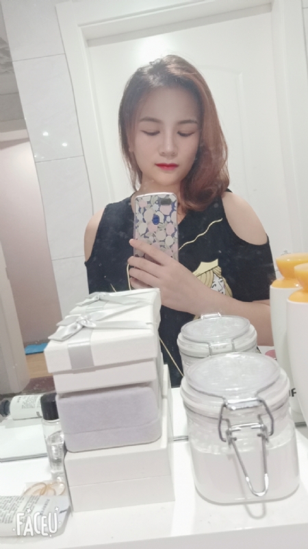 刘莲酥的第四张照片--潍坊相亲服务中心