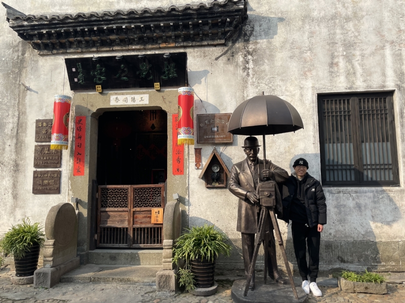 喝可乐的猫的第一张照片--潍坊相亲服务中心