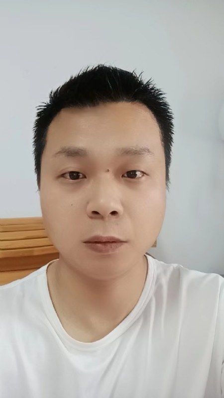 阳光的第一张照片--潍坊相亲服务中心