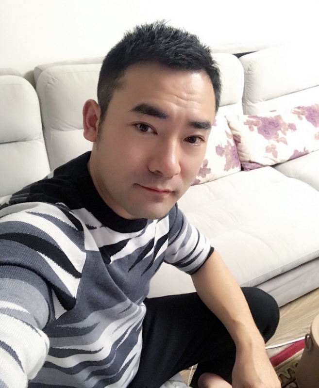 随风的第一张照片--潍坊相亲服务中心