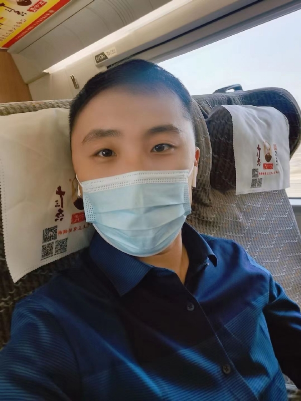 孤独的小屁猪的第二张照片--潍坊相亲服务中心