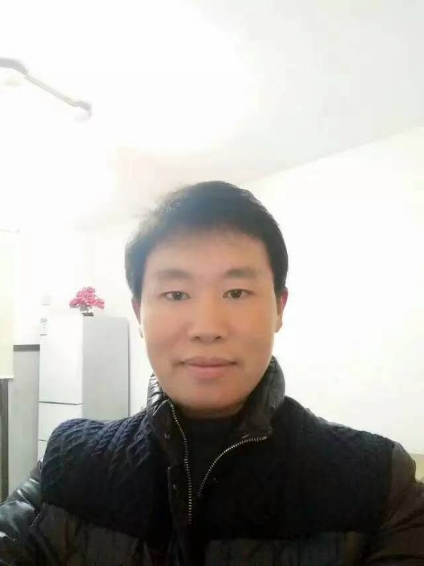 擎天柱的第一张照片--潍坊相亲服务中心