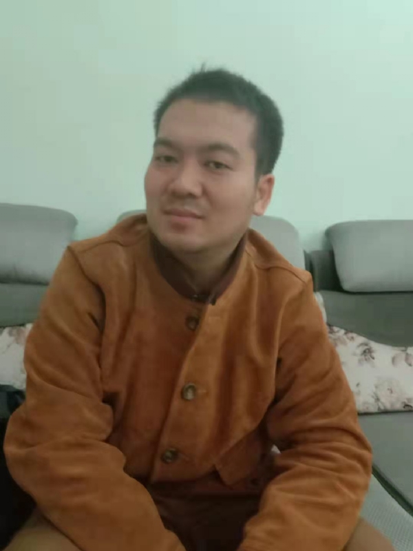 艺民的第一张照片--潍坊相亲服务中心