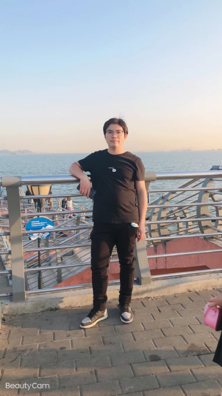 陆迅的第二张照片--潍坊相亲服务中心