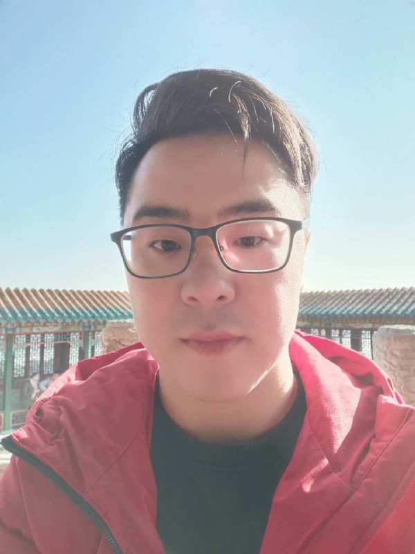 不爱吃竹子的小熊的第一张照片--潍坊相亲服务中心