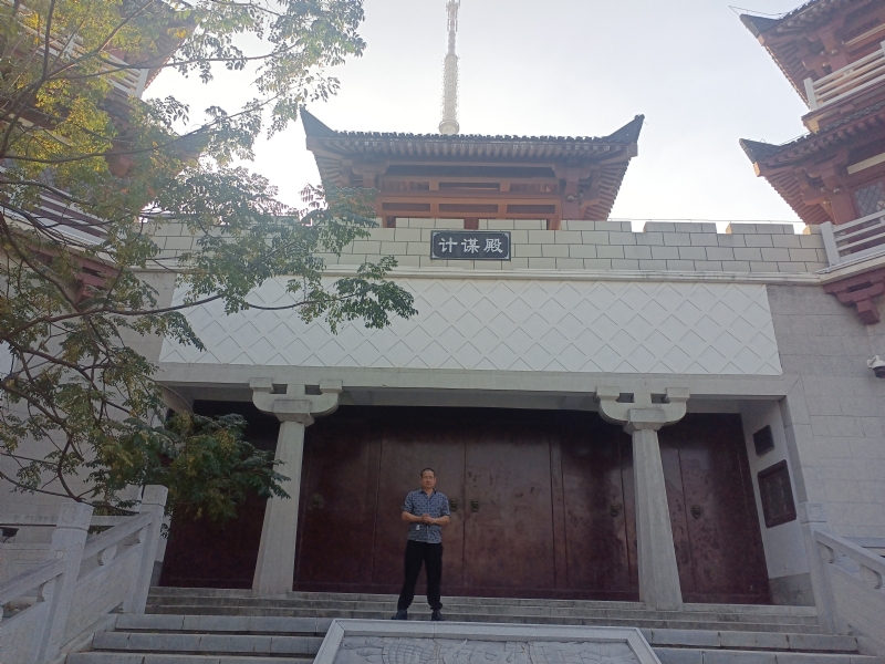 春夏秋冬的第一张照片--潍坊相亲服务中心