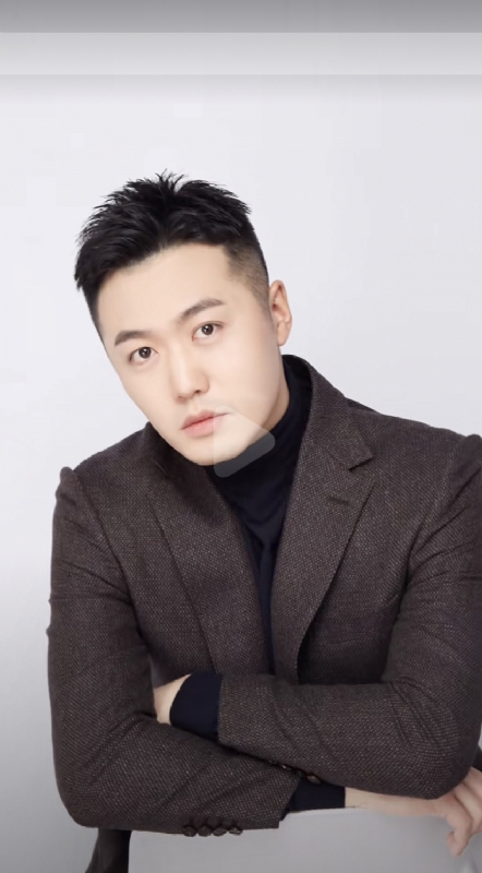 杨天枭的第二张照片--潍坊相亲服务中心