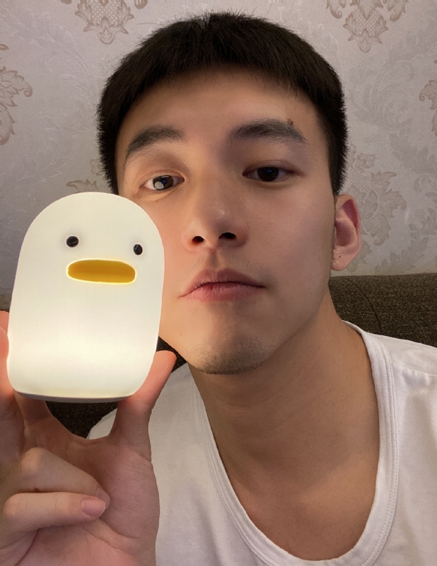 绝世大冤种的第三张照片--潍坊相亲服务中心