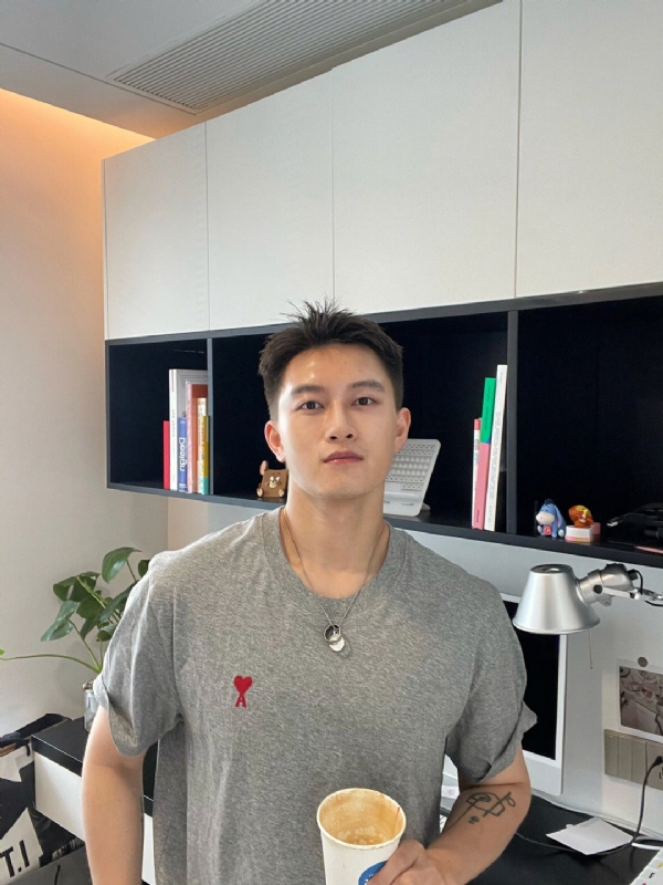 月光之下的第二张照片--潍坊相亲服务中心