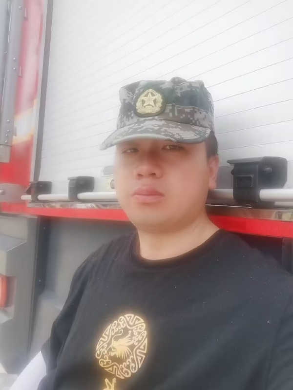 阿萨大大的第一张照片--潍坊相亲服务中心