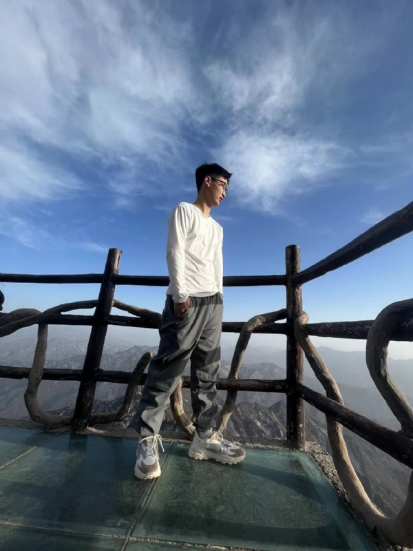 怜ぁ熙的第一张照片--潍坊相亲服务中心