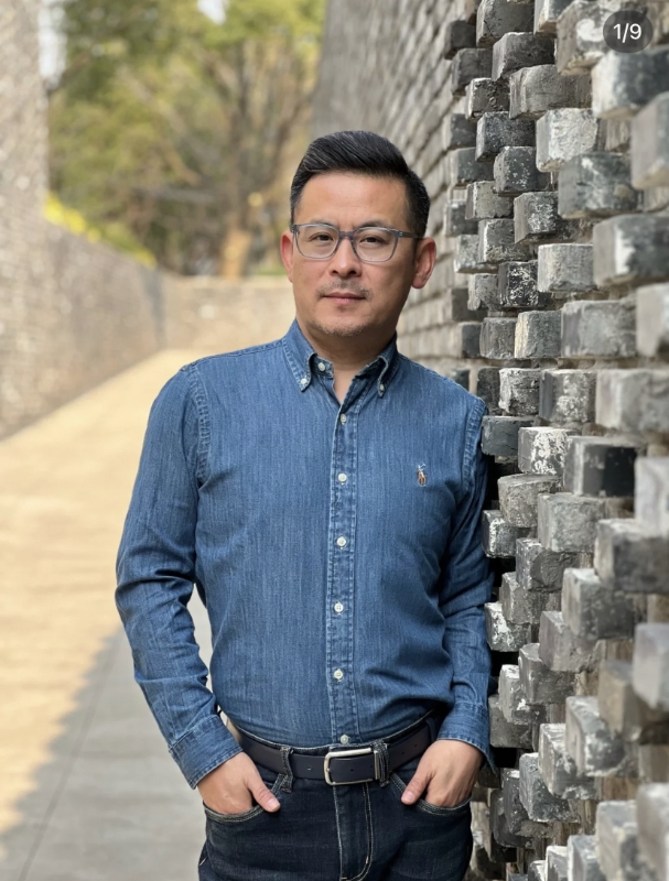 岁月不饶人的第一张照片--潍坊相亲服务中心