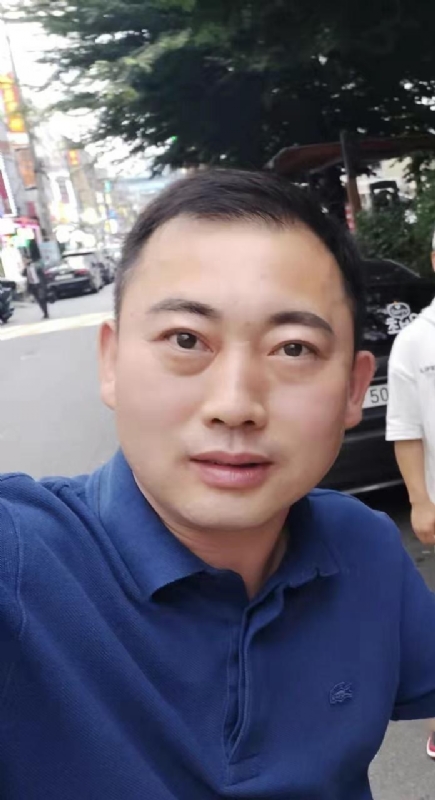 李龙的第二张照片--潍坊相亲服务中心