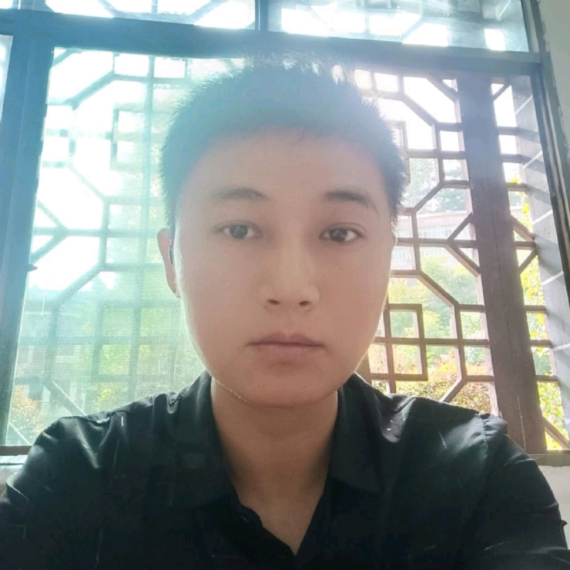 枫叶的第一张照片--潍坊相亲服务中心