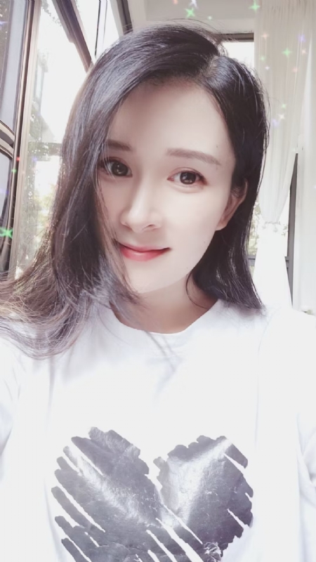 晨曦的第二张照片--潍坊相亲服务中心