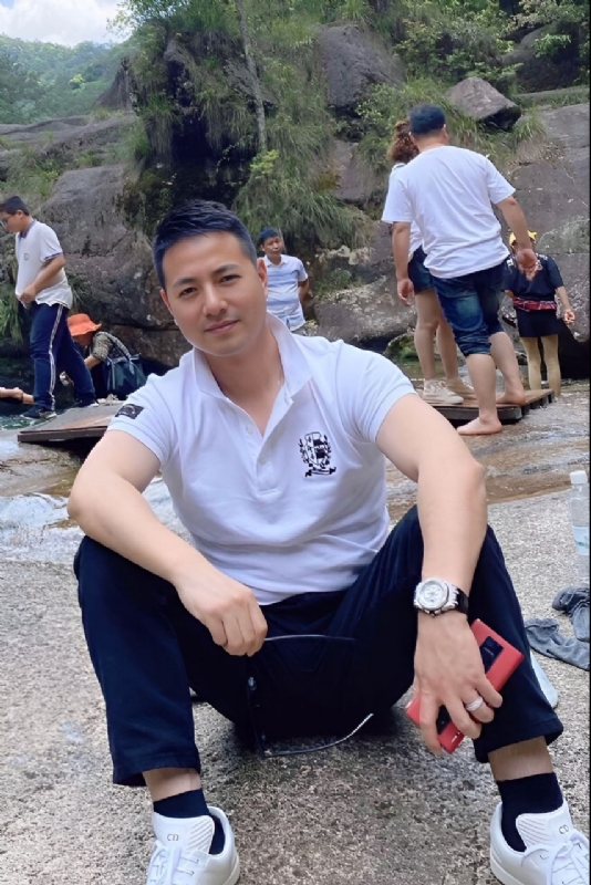 勿忘初心的第三张照片--潍坊相亲服务中心