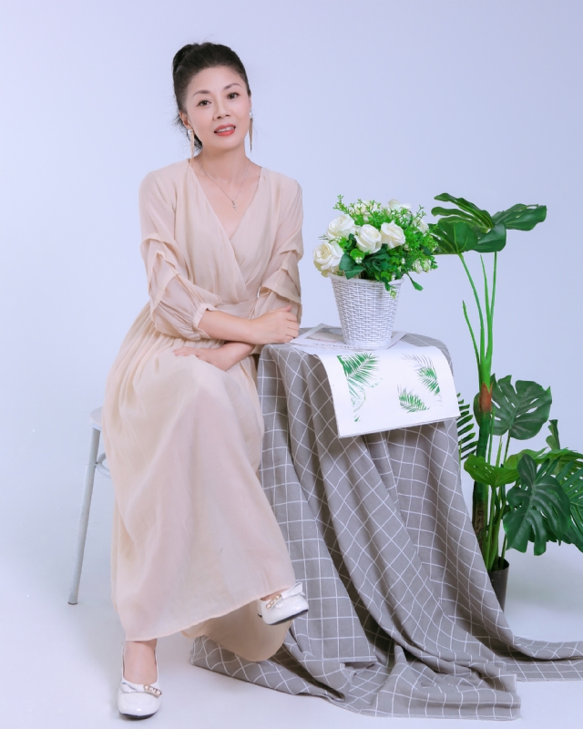 Anna的第一张照片--潍坊相亲服务中心