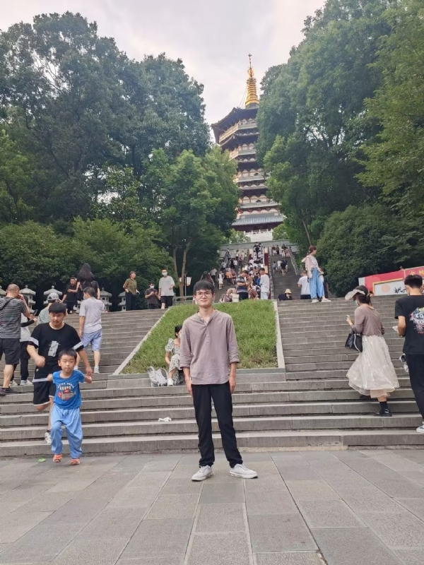 阳光男孩的第二张照片--潍坊相亲服务中心