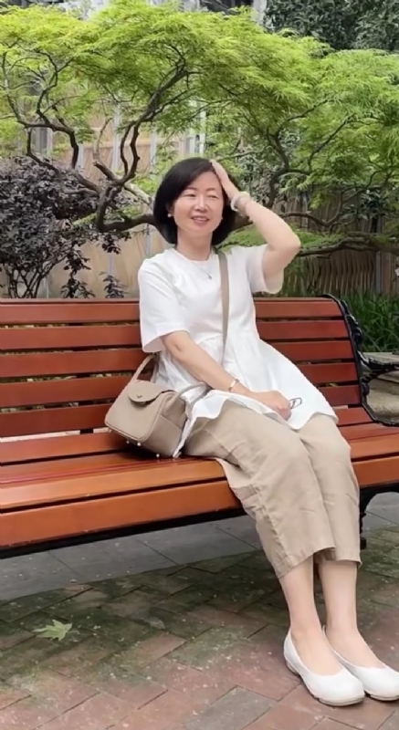 千年老母猪的第四张照片--潍坊相亲服务中心