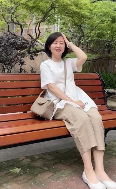 千年老母猪的第五张照片--潍坊相亲服务中心