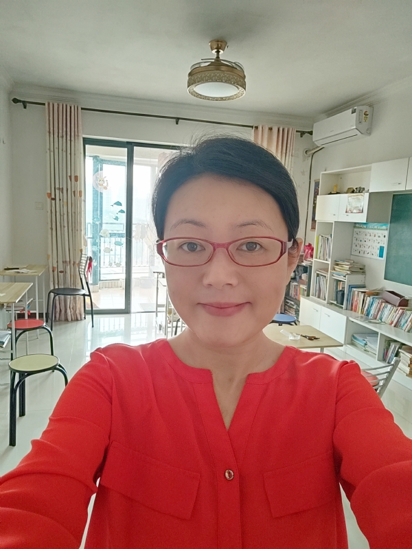 丽华的第二张照片--潍坊相亲服务中心