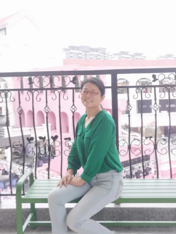 丽华的第六张照片--潍坊相亲服务中心