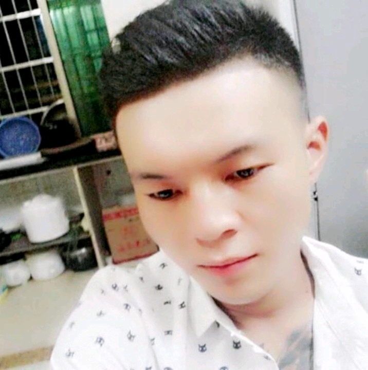 子龙的第一张照片--潍坊相亲服务中心