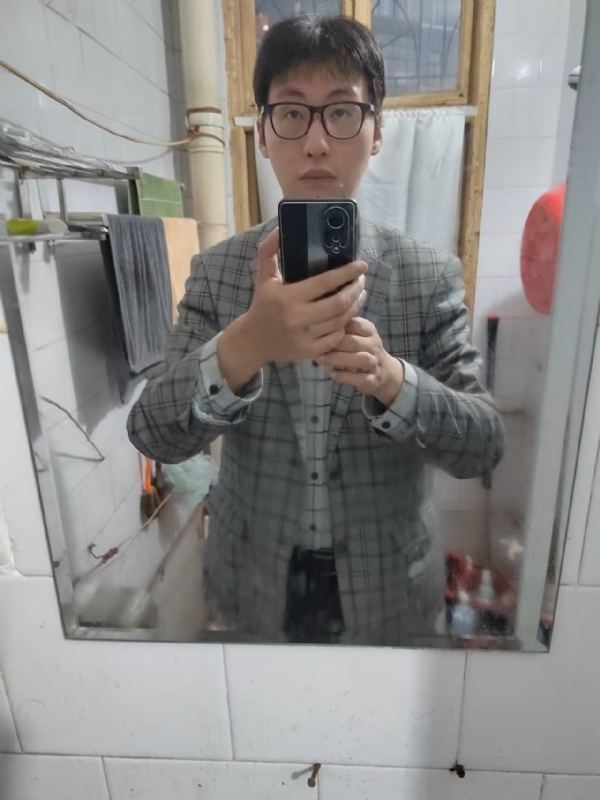 窒息的第二张照片--潍坊相亲服务中心