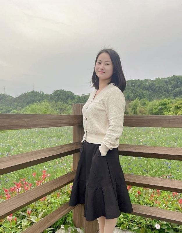 琴儿的第一张照片--潍坊相亲服务中心