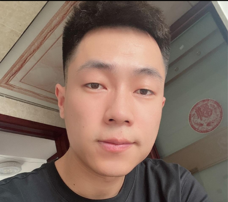 句号的第一张照片--潍坊相亲服务中心