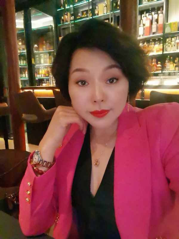 feng的第一张照片--潍坊相亲服务中心