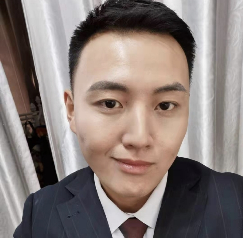 英俊潇洒的第二张照片--潍坊相亲服务中心