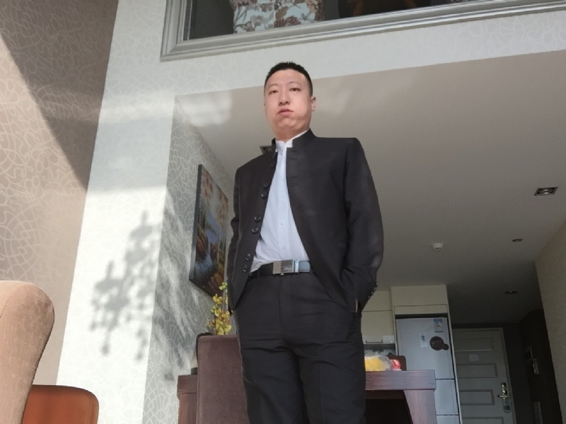 雅小炁的第一张照片--潍坊相亲服务中心