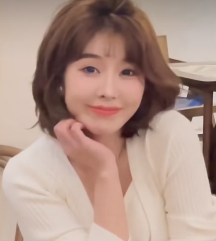 張雨晴的第一张照片--潍坊相亲服务中心