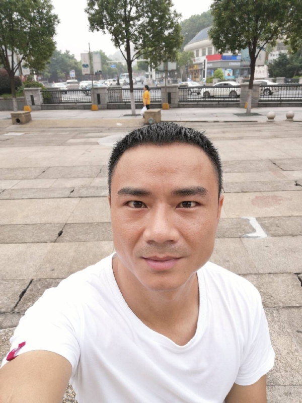 水木年华的第三张照片--潍坊相亲服务中心