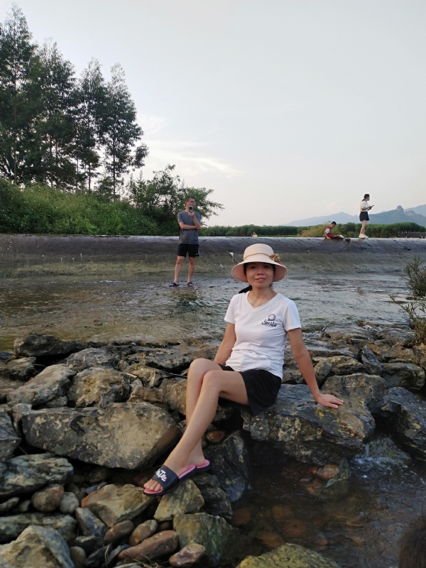 雪儿的第一张照片--潍坊相亲服务中心