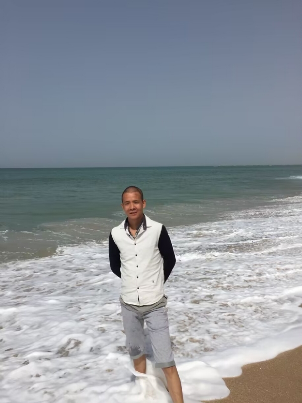 飞雪飘零的第二张照片--潍坊相亲服务中心