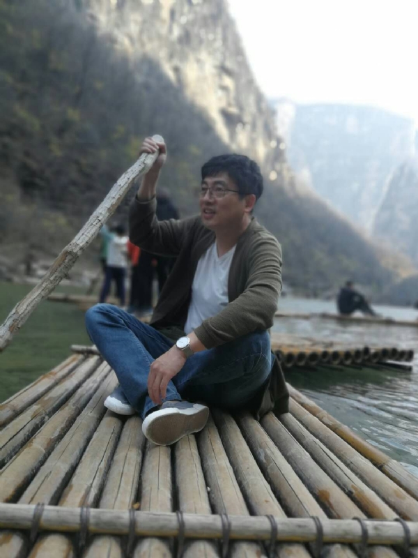 风被吹走了的第一张照片--潍坊相亲服务中心