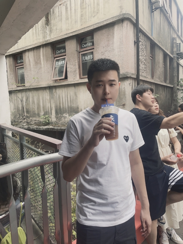 尚龙的第二张照片--潍坊相亲服务中心