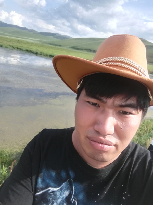 LOVE的誓言的第二张照片--潍坊相亲服务中心