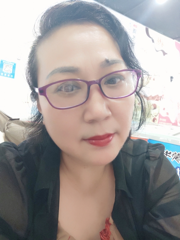 娜财娜福的第一张照片--潍坊相亲服务中心